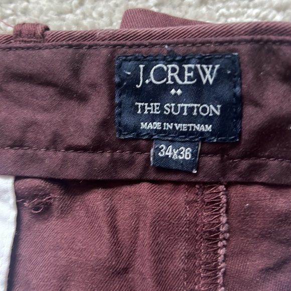 Lightly Worn J. crew men’s Sutton pants - Picture 3 of 4